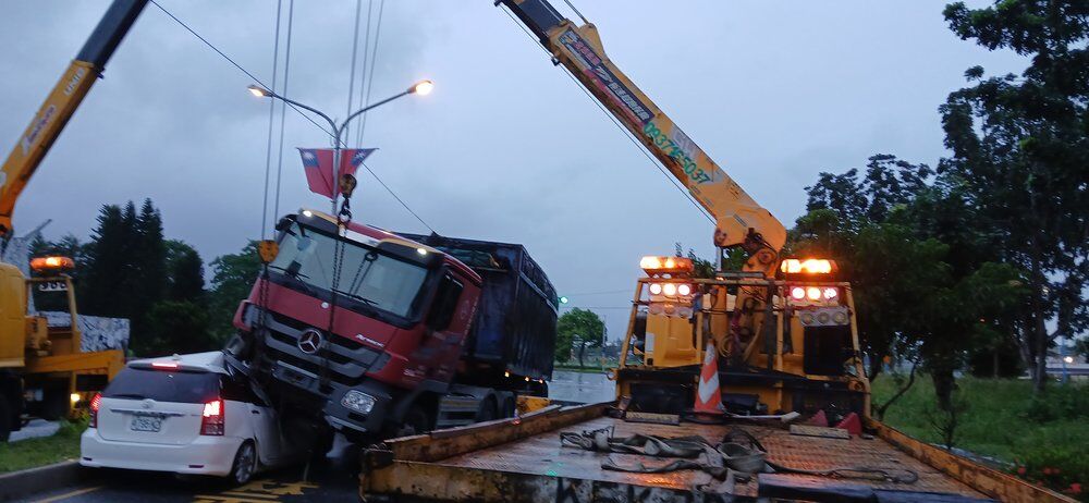 聯結車車禍事故處理